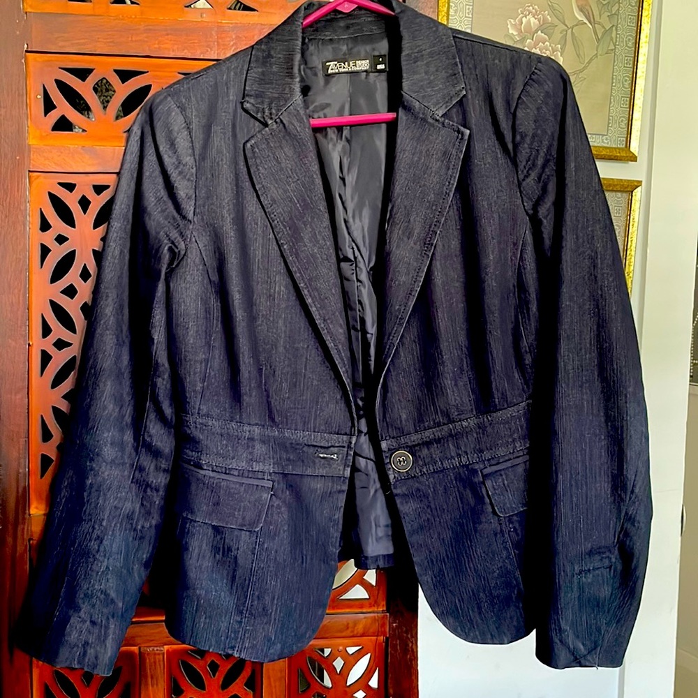 Women’s Jean Blazier